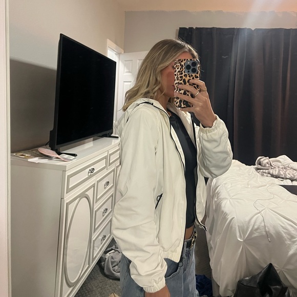 White zip up - Picture 2 of 3